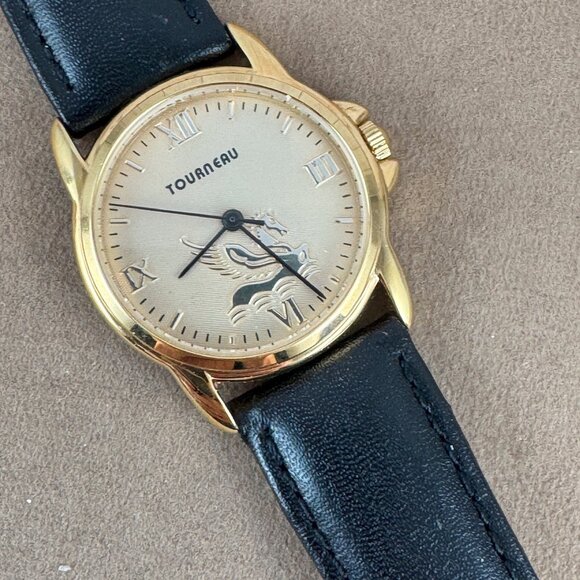 Special Tourneau Champagne Dial Pegasus Gold Watch Limited Edition - Picture 9 of 9